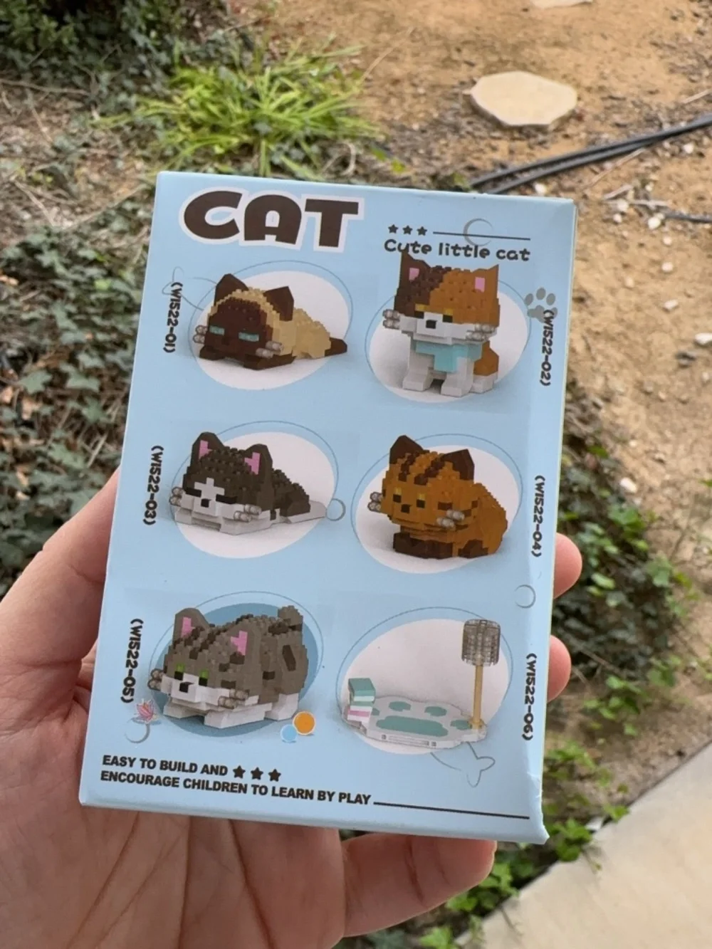 Cute kitten Building Blocks for Age 6+